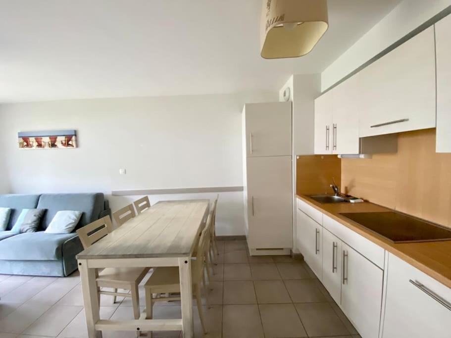Les Planches , Bel Appartement En Bord De Mer Беноде Екстер'єр фото